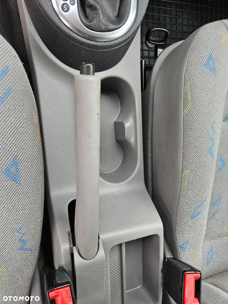 Volkswagen CADDY - 12