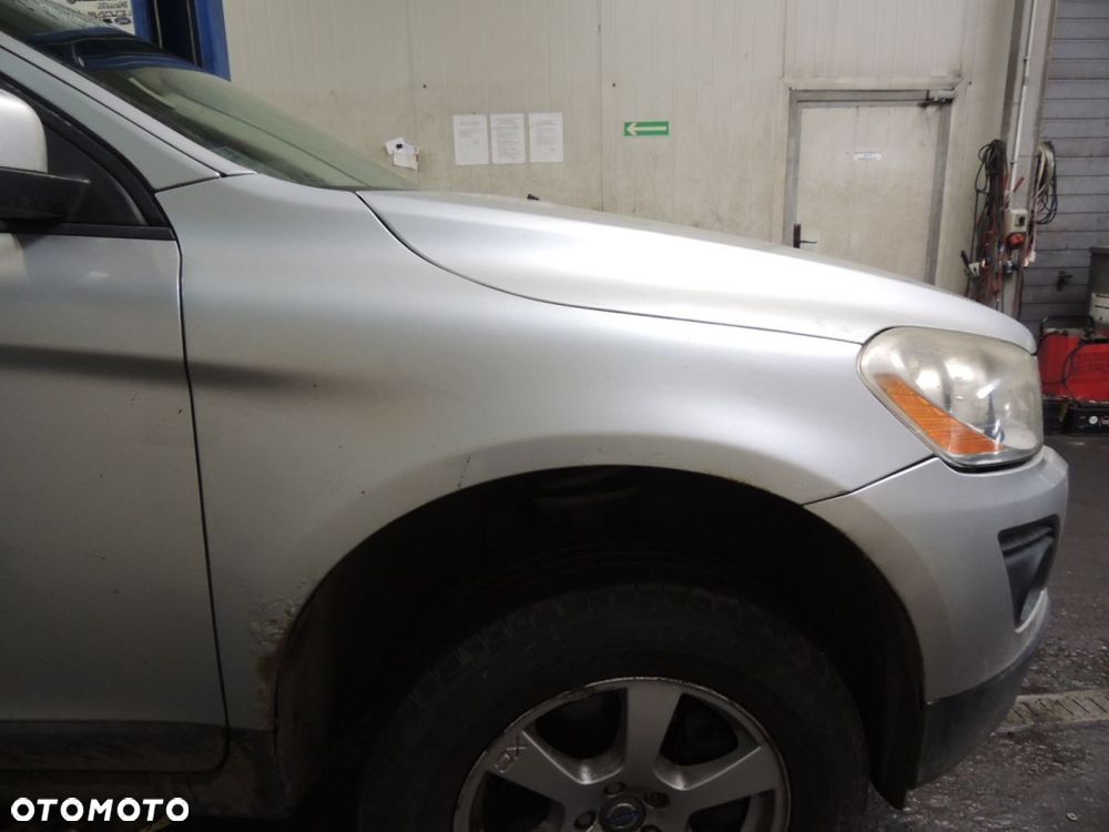 Ćwiartka nadwozia prawy przód VOLVO XC60 - 1