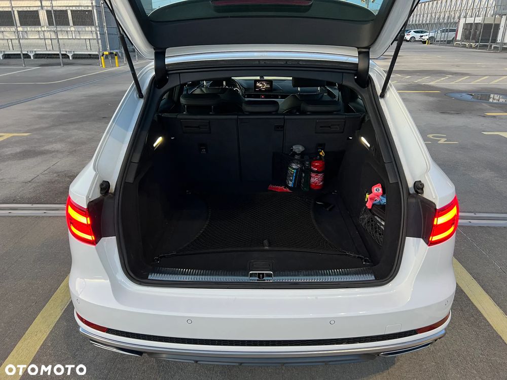 Audi A4 Avant 45 TDI quattro tiptronic S line - 37