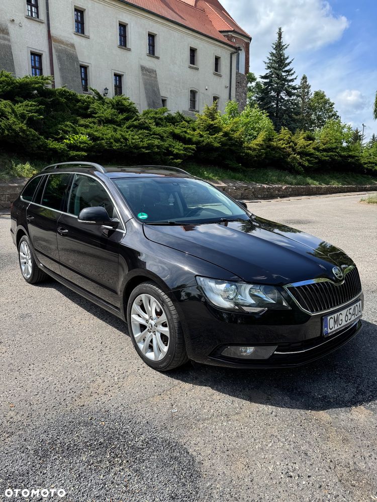 Skoda Superb 2.0 TDI DSG Ambition - 10