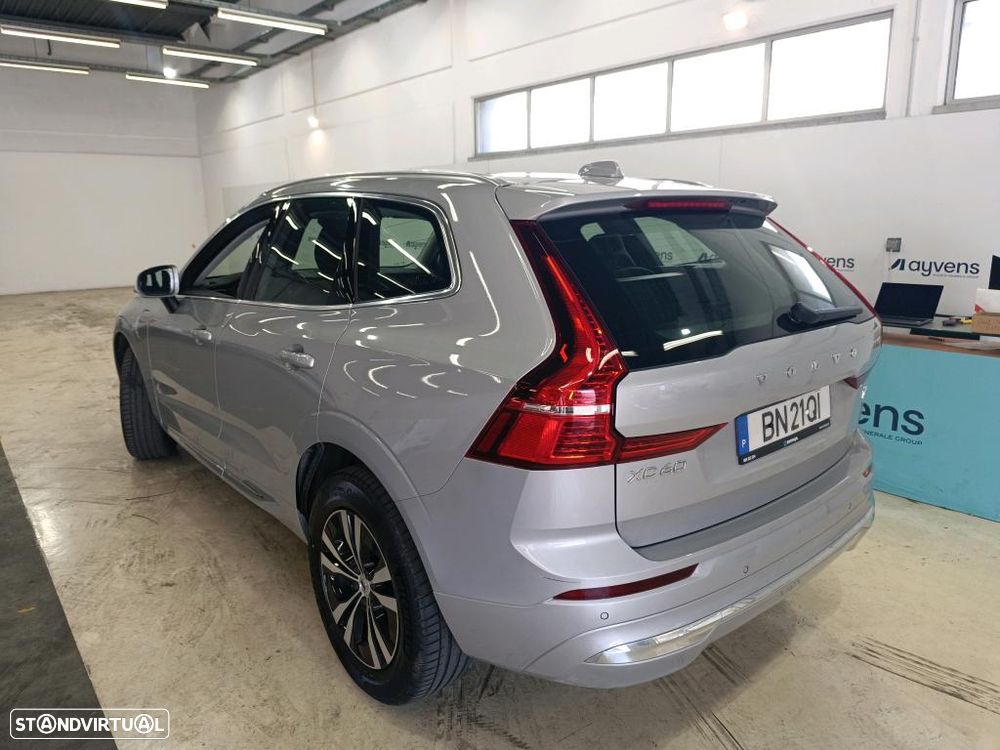 Volvo XC 60 2.0 T6 PHEV Core - 3
