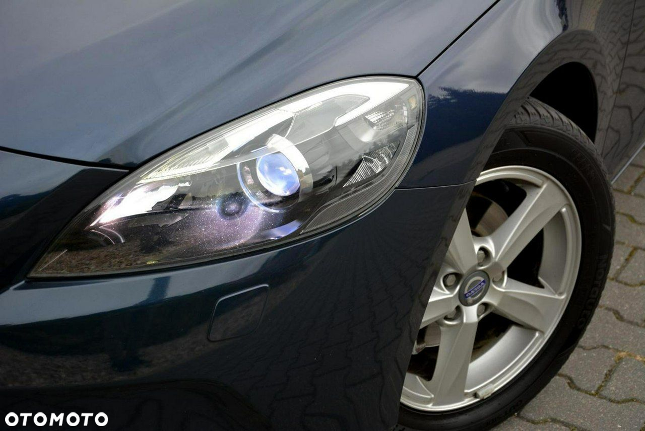 Volvo V40 - 8