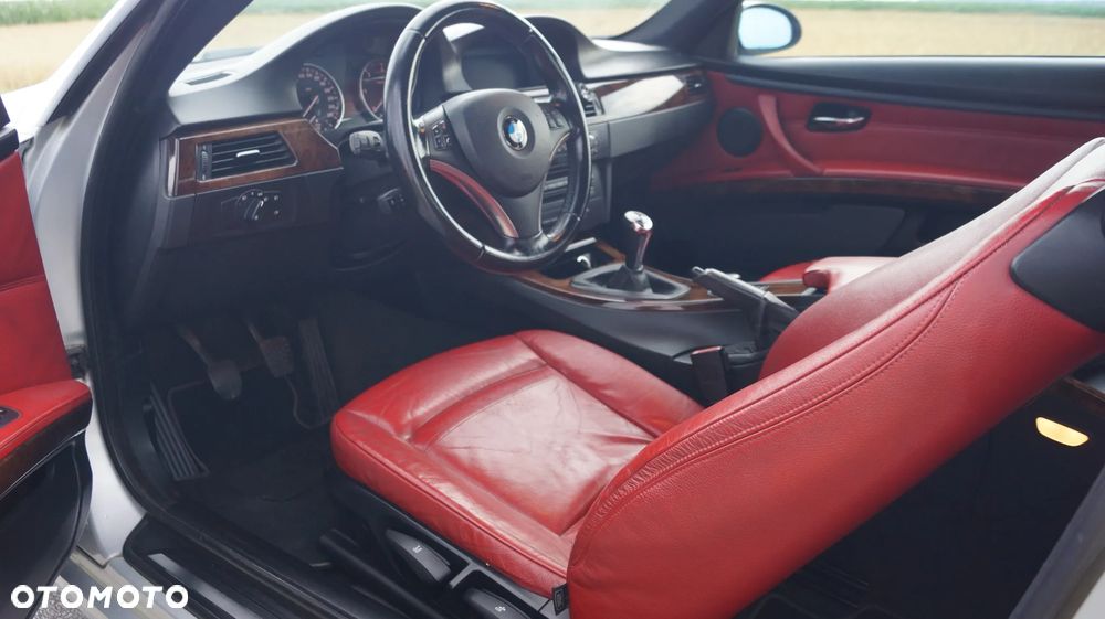 BMW Seria 3 320d - 13