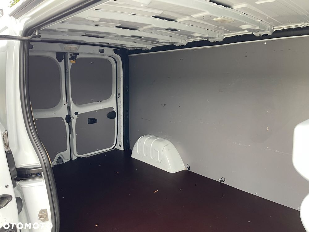 Renault Trafic - 21