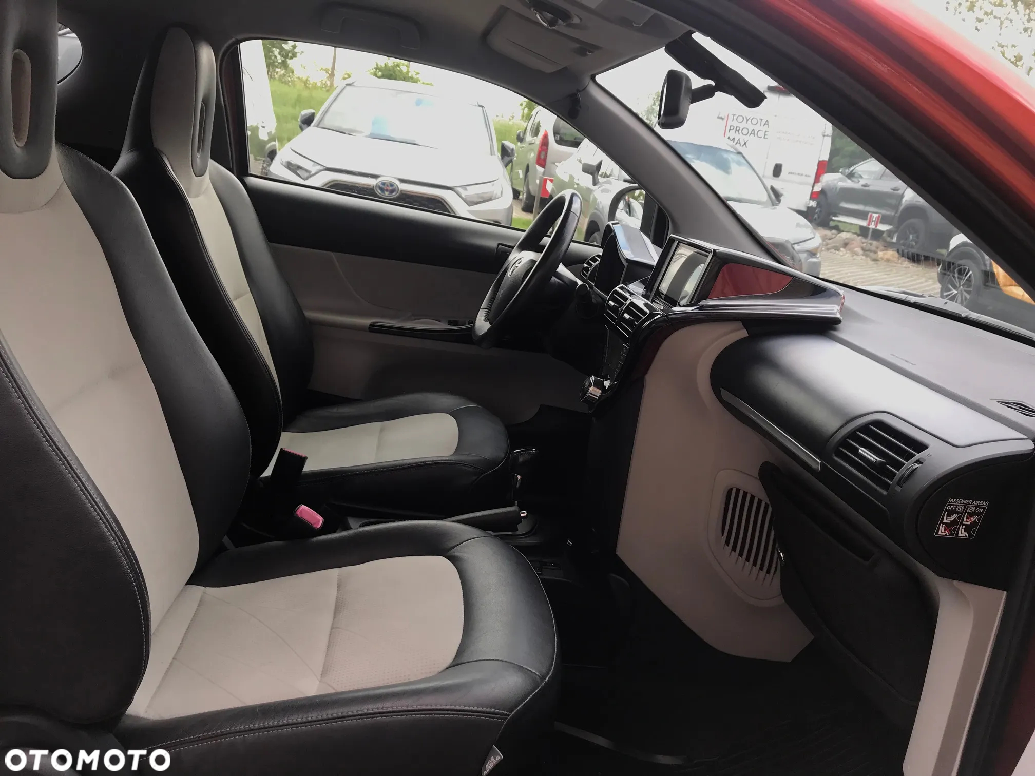 Toyota iQ 1.33 Plus EU5 CVT - 20