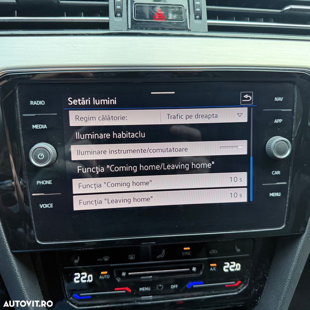 Volkswagen Passat 2.0 TDI DSG 4Mot Highline - 35