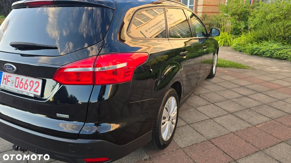 Ford Focus 1.0 EcoBoost Gold X (Trend) - 25