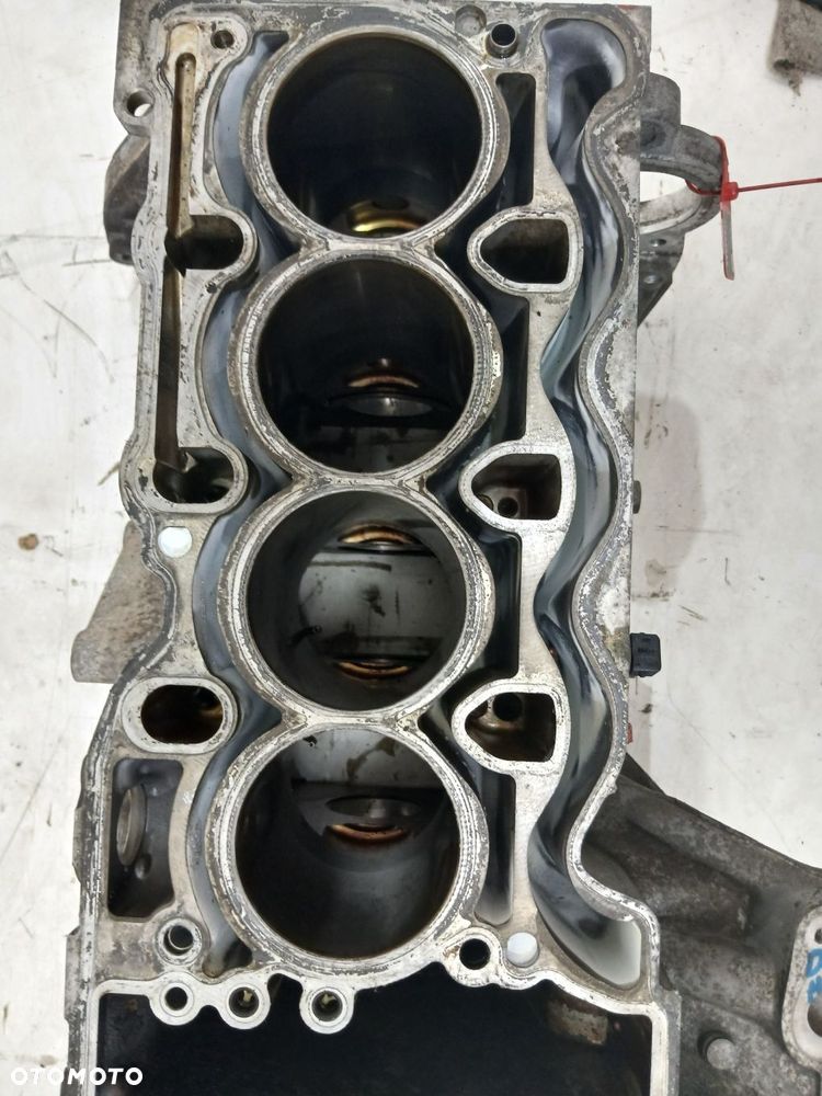 BLOK SILNIKA BMW E90 N43B20A 7558226 - 3