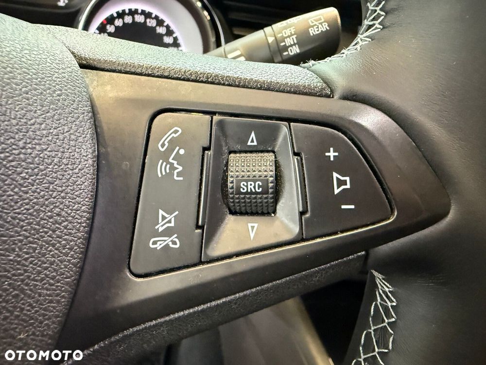 Opel Insignia - 29