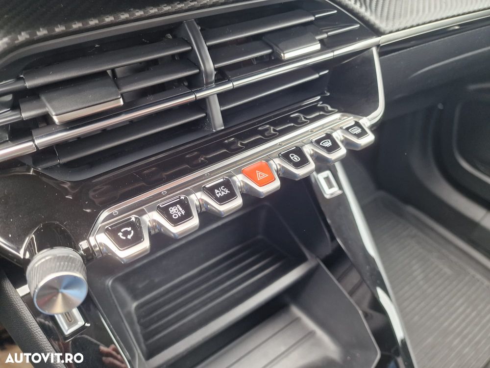 Peugeot 2008 BlueHDi 100 STOP & START Allure - 16