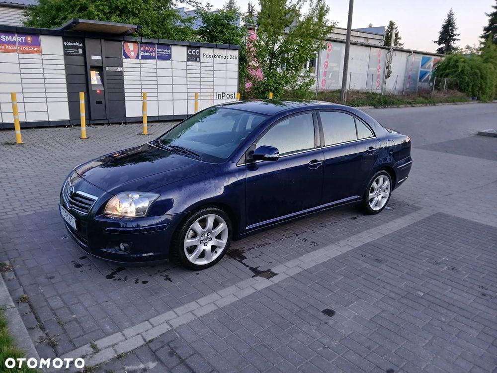Toyota Avensis 2.0 VVT-i Executive - 4