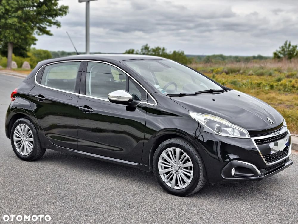Peugeot 208 PureTech 82 Start & Stop Allure - 10