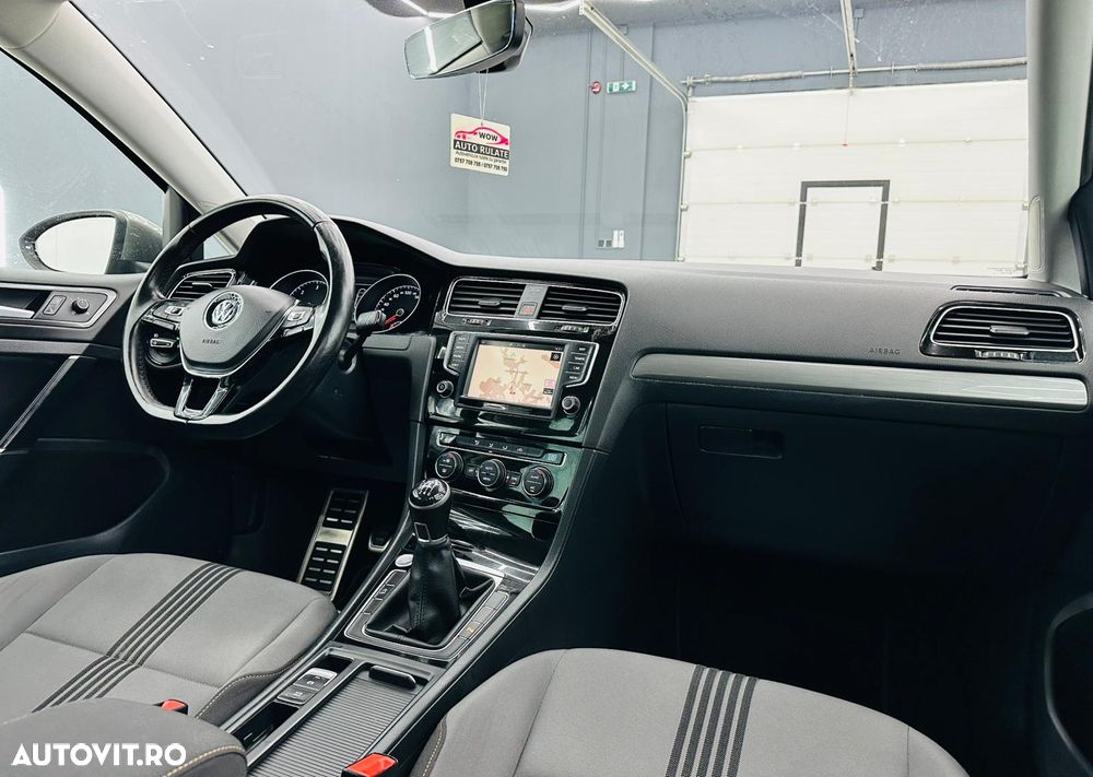 Volkswagen Golf 2.0 TDI BlueMotion Technology Allstar - 22
