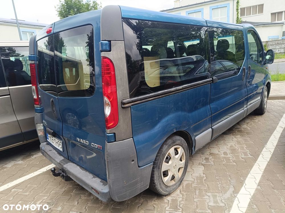 Renault Trafic - 2