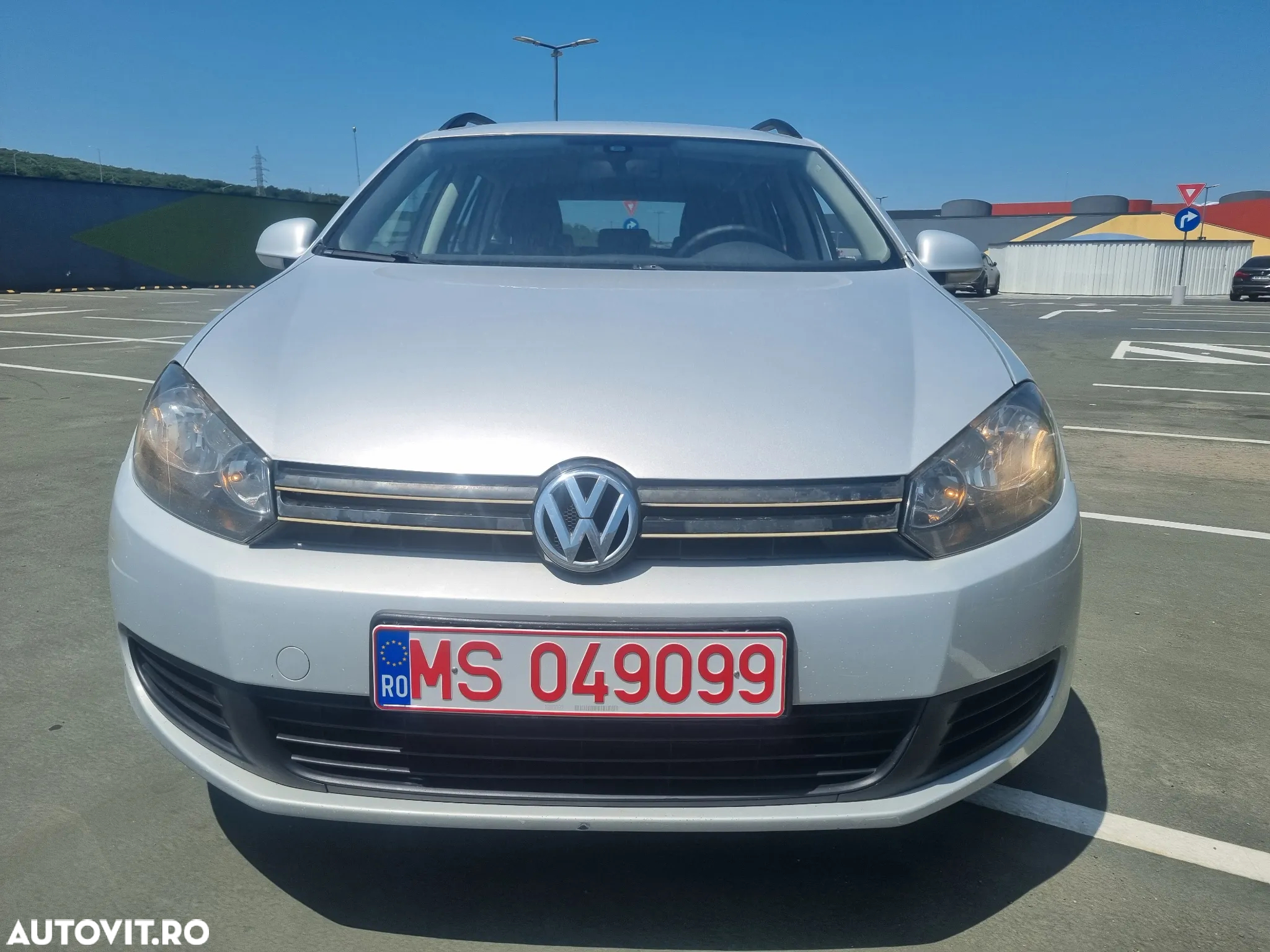 Volkswagen Golf 1.6 TDI BlueMotion Trendline - 2