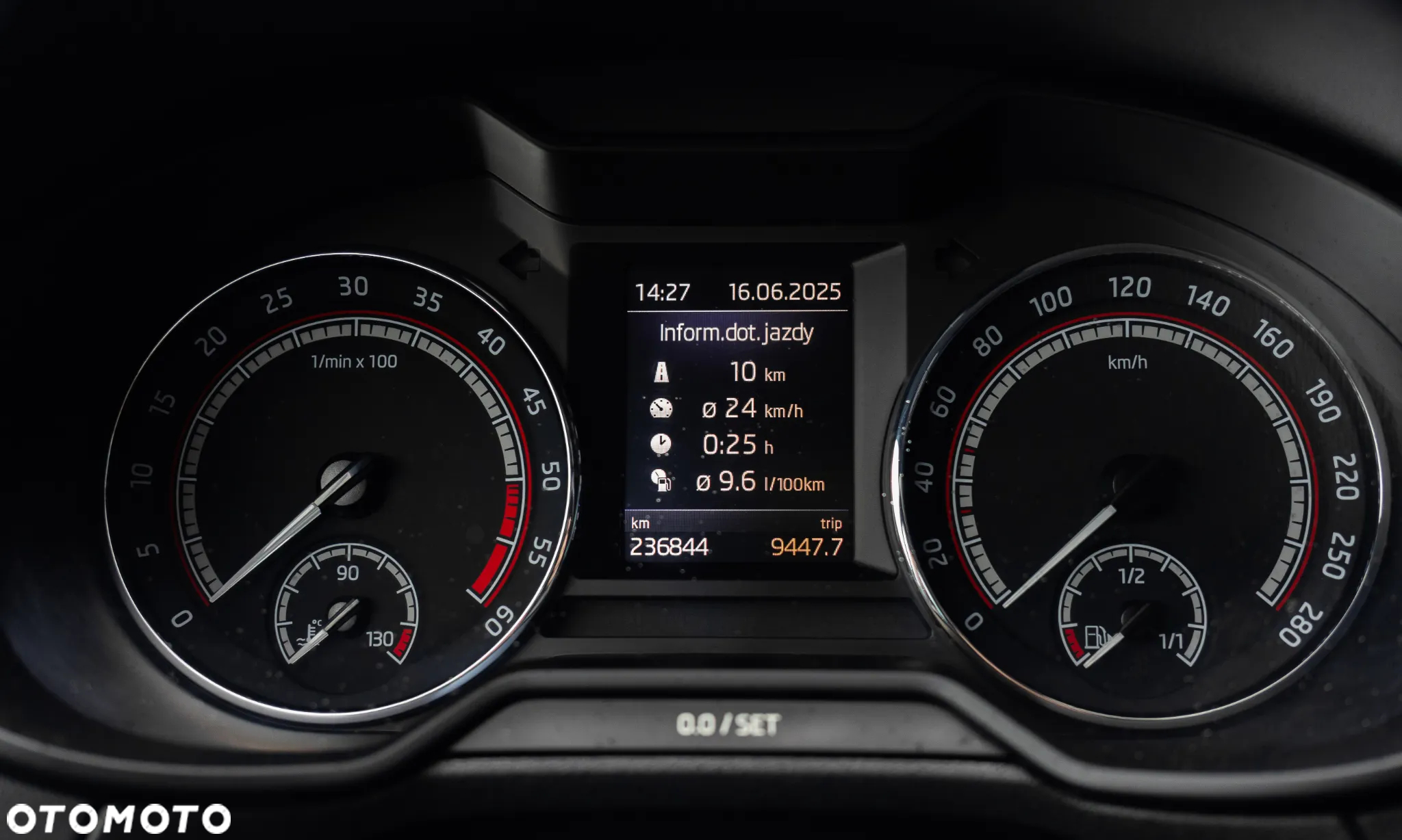 Skoda Octavia 2.0 TDI SCR 4x4 RS DSG - 12