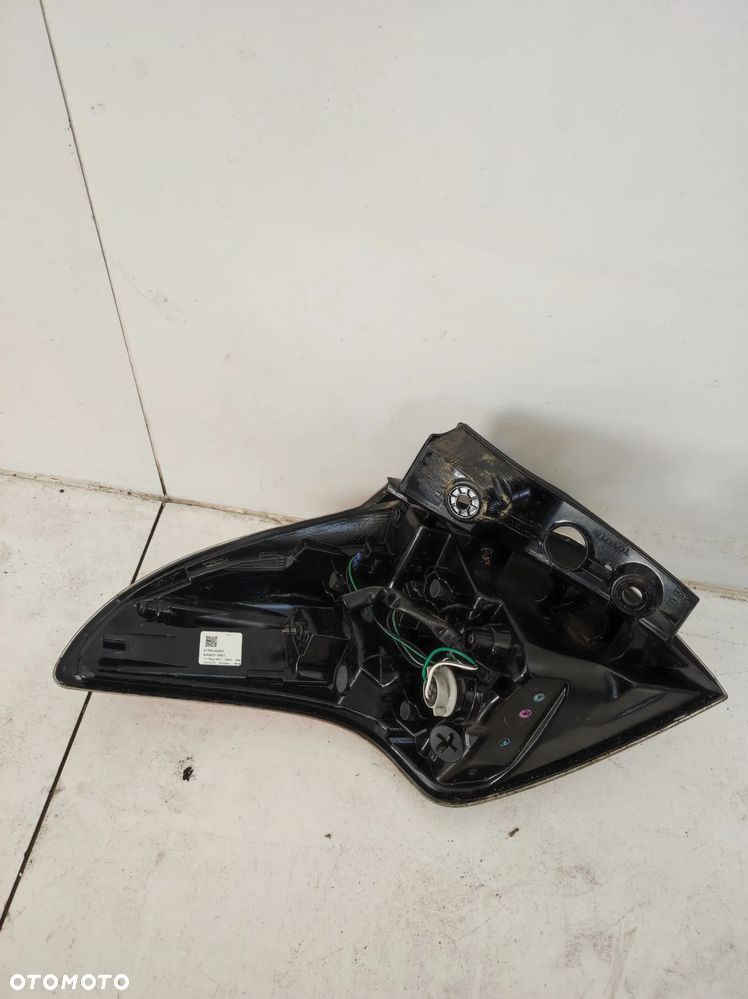 Lampa prawa tył tylna led Toyota RAV 4 IV lift - 6