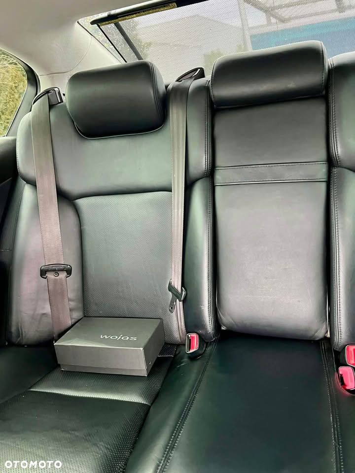 Lexus GS 450h - 13