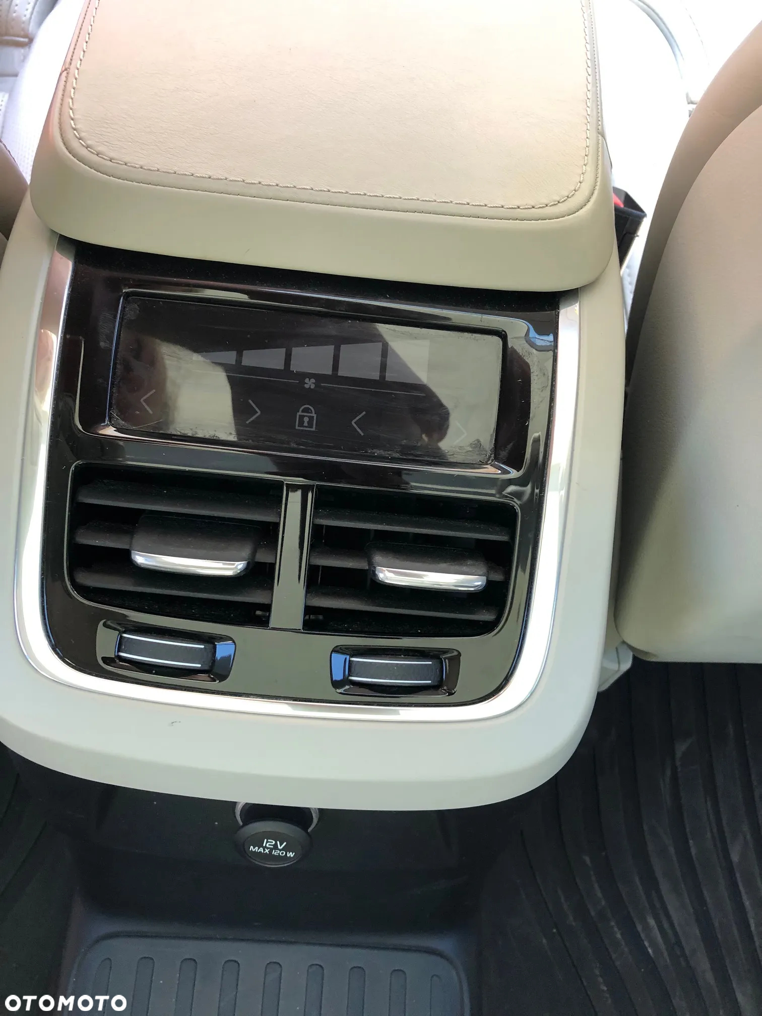 Volvo XC 90 - 28