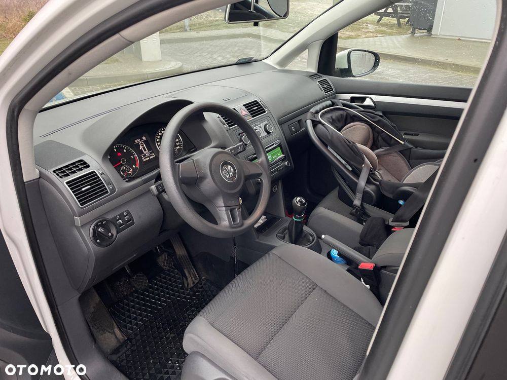 Volkswagen Touran 1.6 TDI DPF Trendline - 6