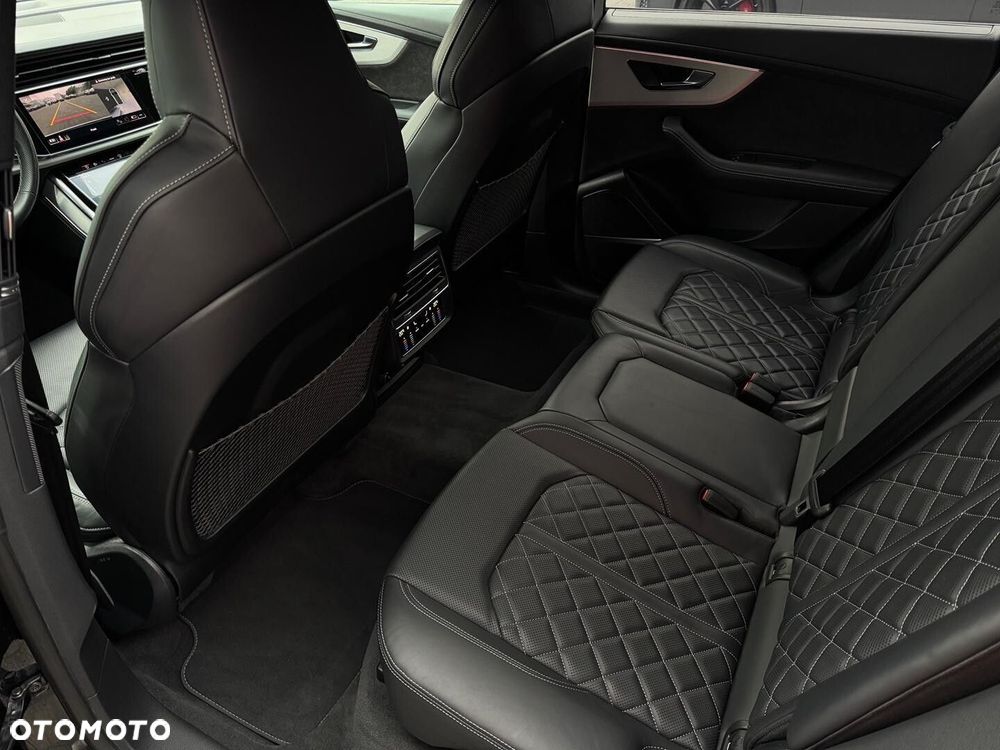 Audi SQ8 - 16