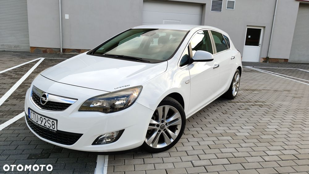 Opel Astra III 1.7 CDTI Cosmo - 1