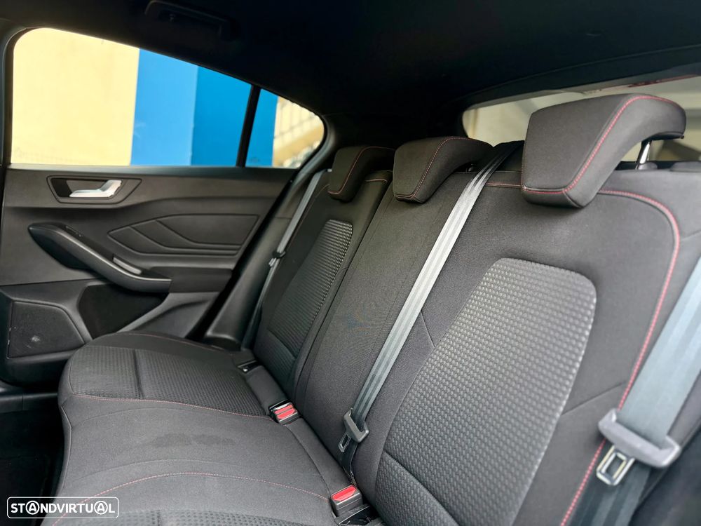 Ford Focus 1.0 EcoBoost MHEV ST-Line Aut. - 14