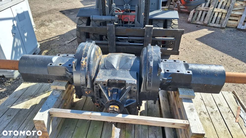 oś przednia mechanizm różnicowydo case 302668a1r 9380 QUADTRAC - 1