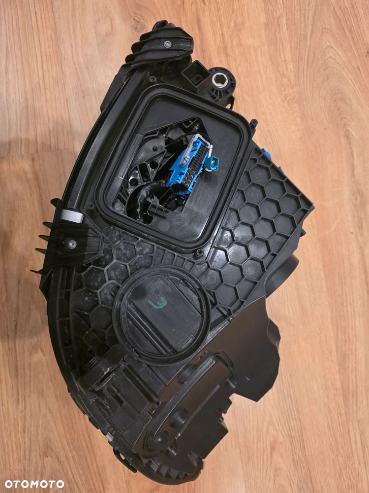 Lampa Lewy Przód MERCEDES-BENZ klasa C - 7