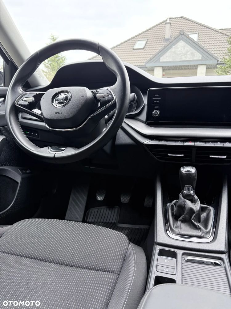Skoda Octavia 2.0 TDI Ambition - 11