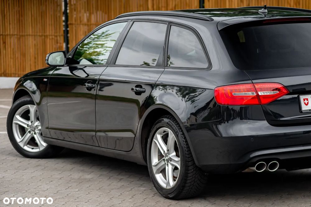 Audi A4 Avant 2.0 TDI Quattro Design S tronic - 10