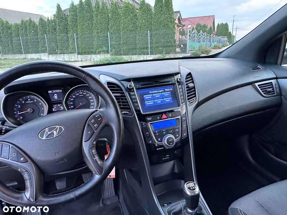 Hyundai i30 blue 1.6 GDI Passion - 28