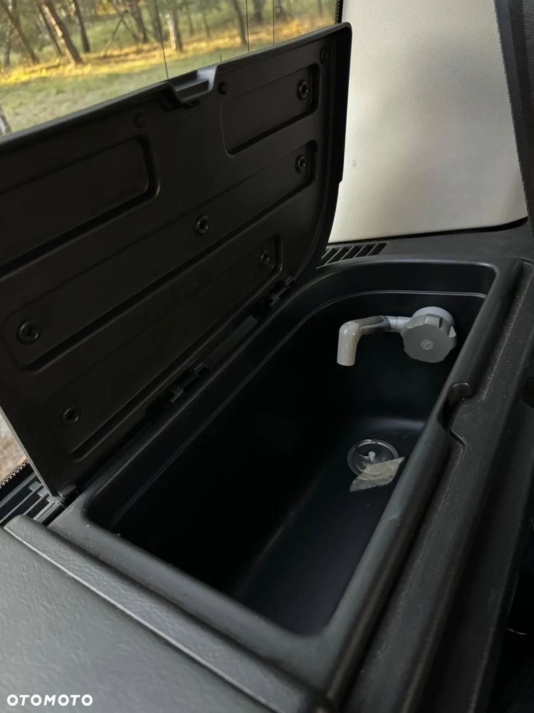 Land Rover Discovery - 5