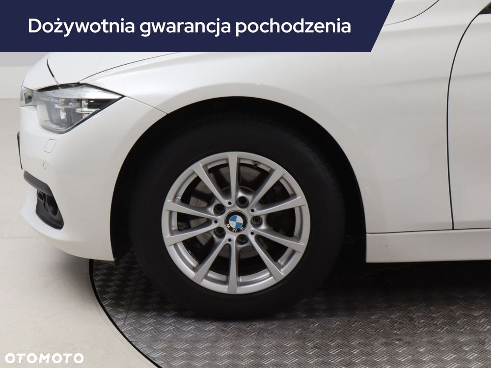 BMW Seria 3 - 17
