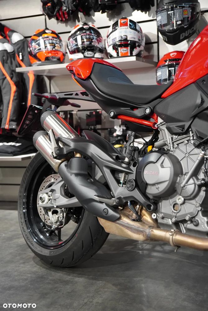 Ducati Monster - 10