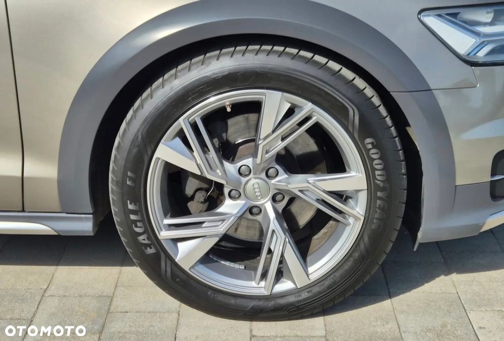 Audi A6 Allroad - 21