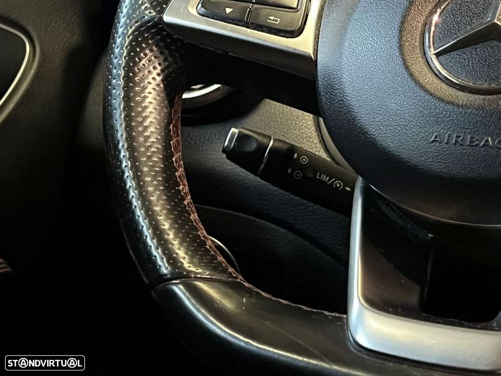 Mercedes-Benz CLA 200 d Shooting Brake AMG Line - 30