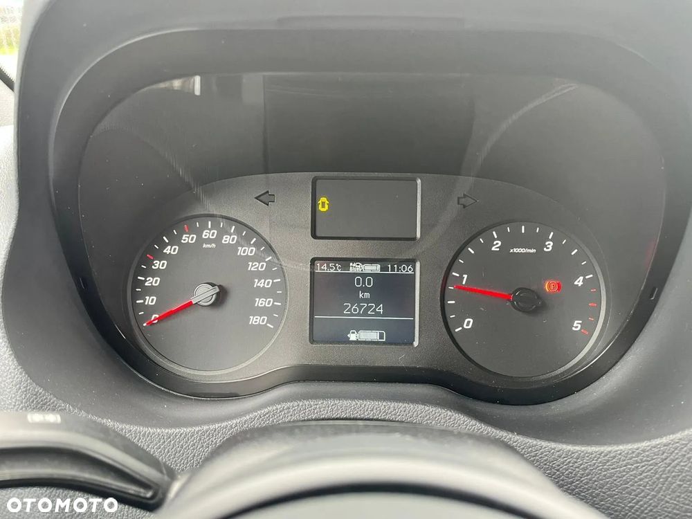 Mercedes-Benz Sprinter 317 - 8