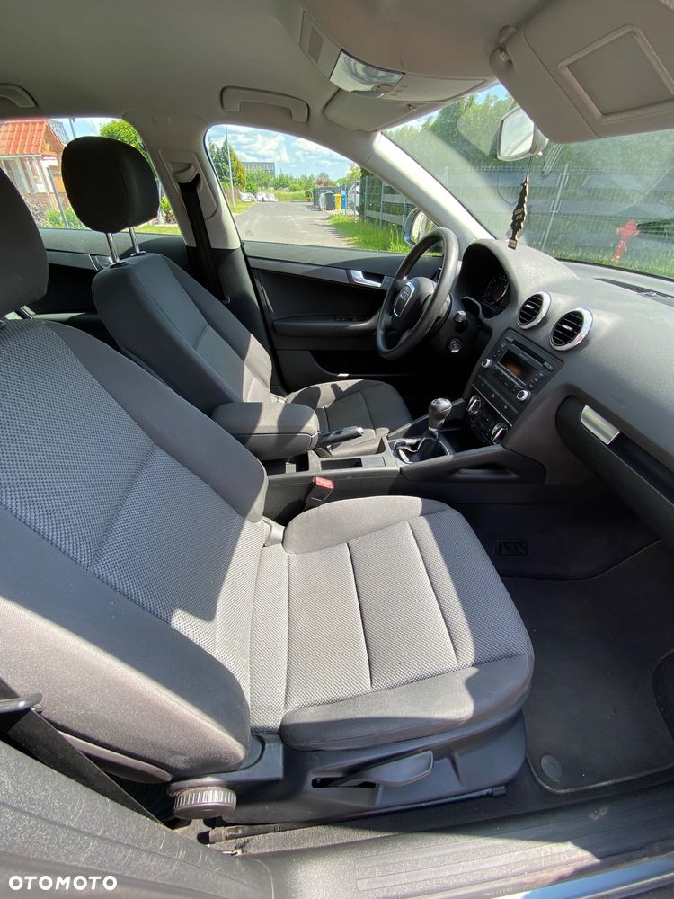 Audi A3 Sportback 1.6 Ambition - 6