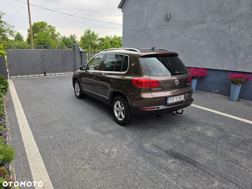 Volkswagen Tiguan 2.0 TDI DPF 4Motion BlueMotion Technology DSG Cup Sport & Style - 4
