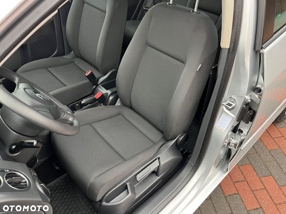 Volkswagen Golf Plus 1.6 TDI DPF BlueMotion Technology DSG Style - 16