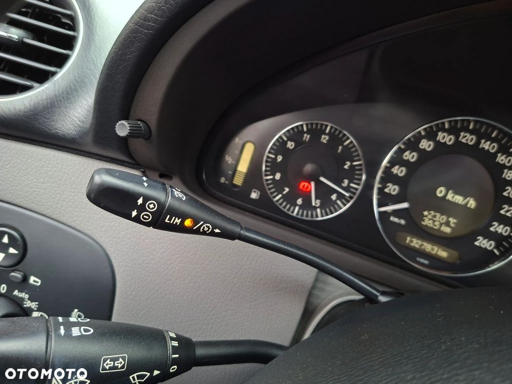 Mercedes-Benz CLK - 32