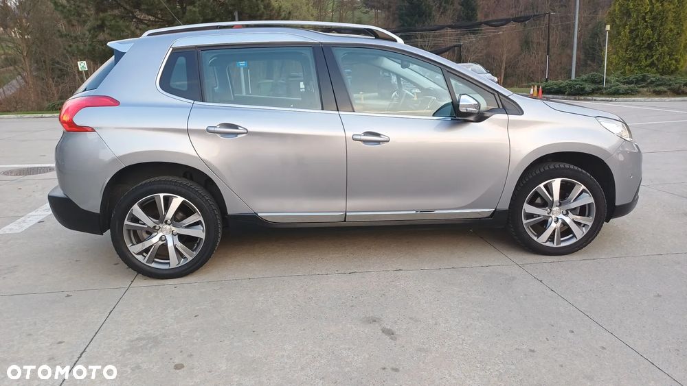 Peugeot 2008 PureTech 110 Stop&Start Business-Line - 9