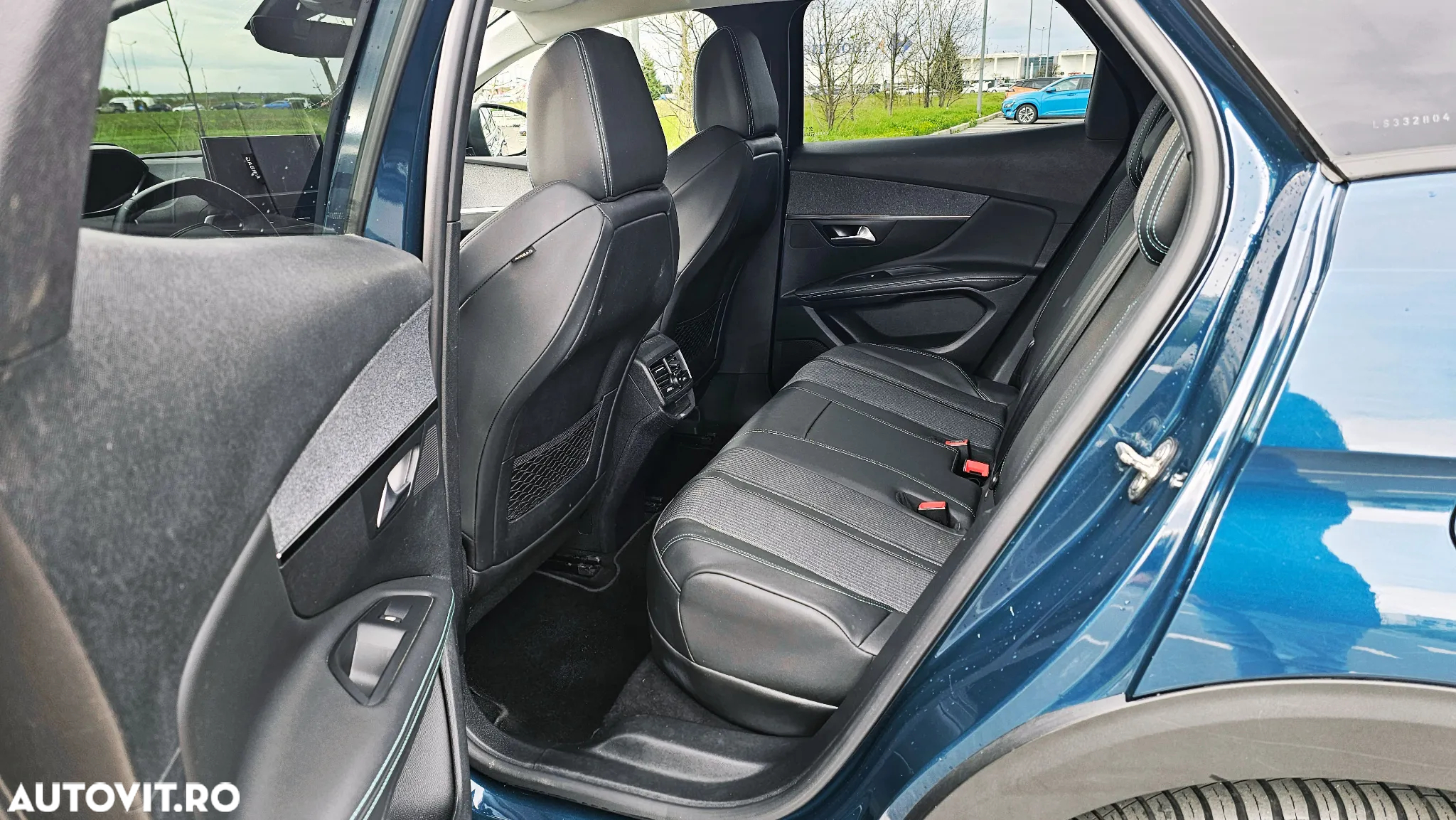 Peugeot 3008 Plug-In Hybrid4 300 e-EAT8 Allure Pack - 15
