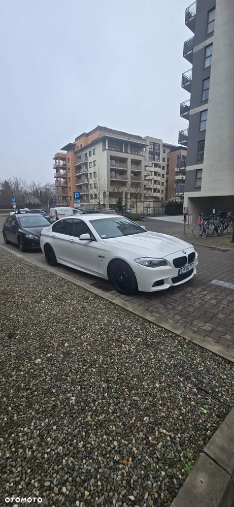 BMW Seria 5 525d xDrive - 7