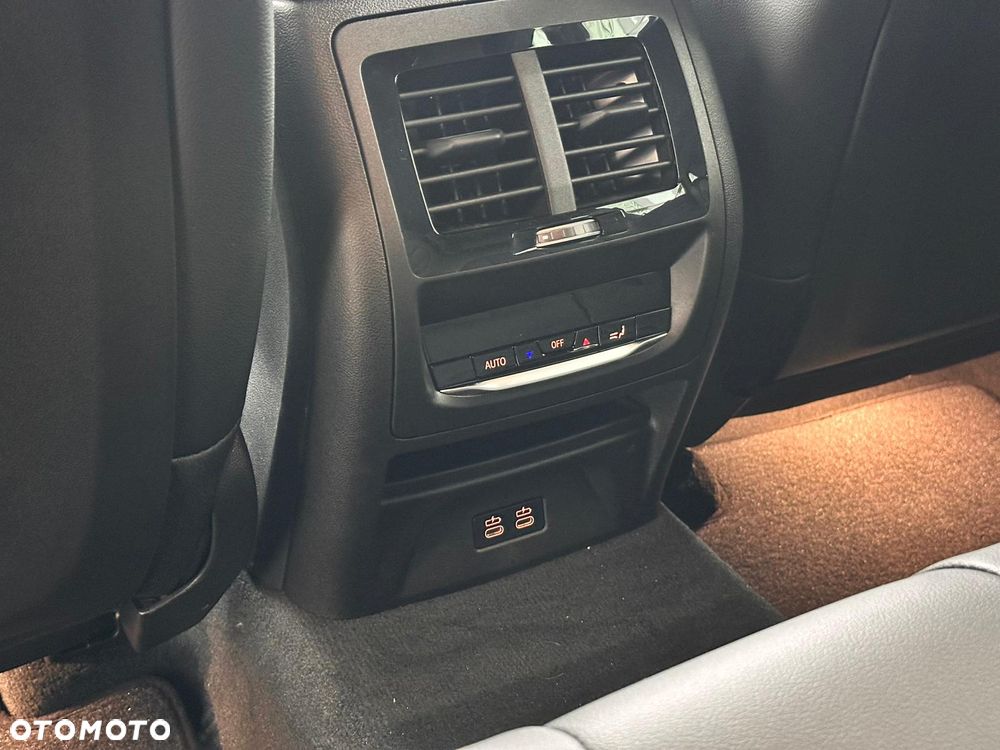 BMW X4 xDrive20d mHEV sport - 22