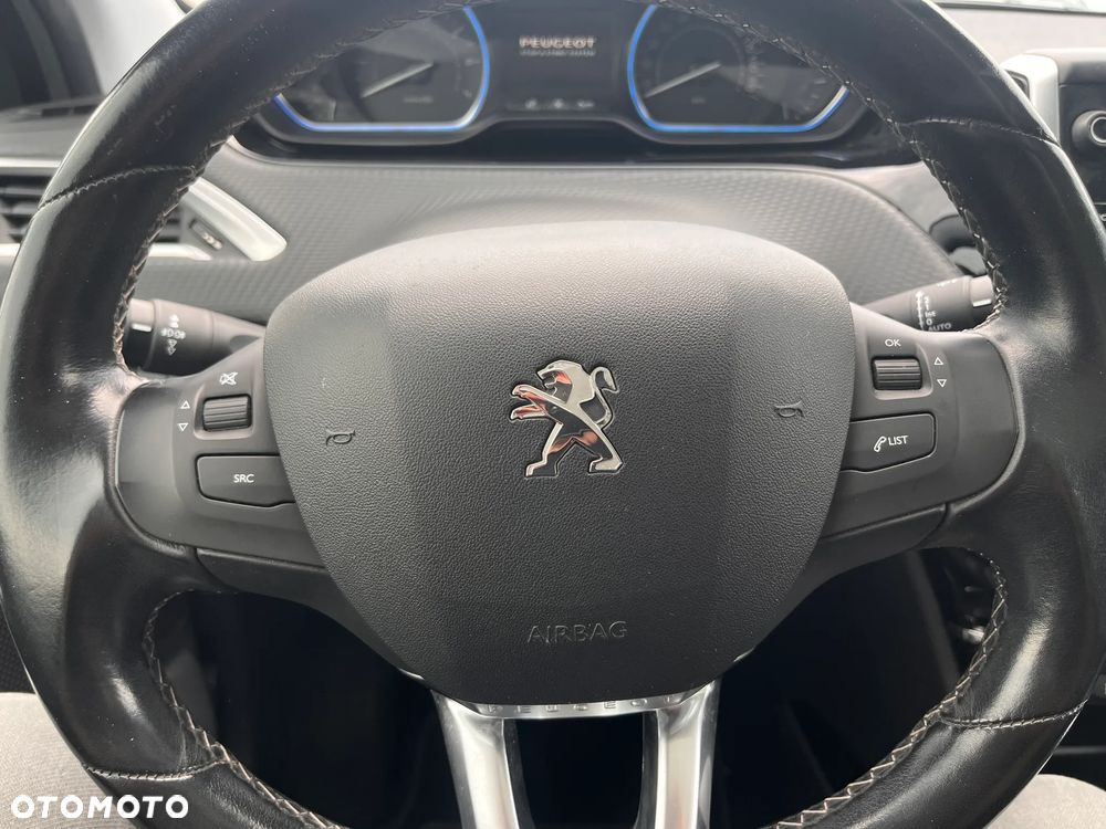 Peugeot 2008 PureTech 130 Stop&Start Allure - 26