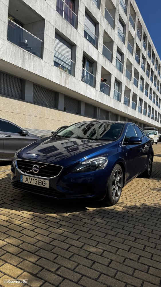 Volvo V40 D2 Ocean Race - 1