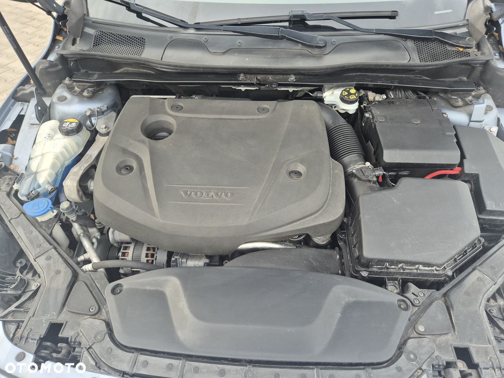 Volvo V40 - 13