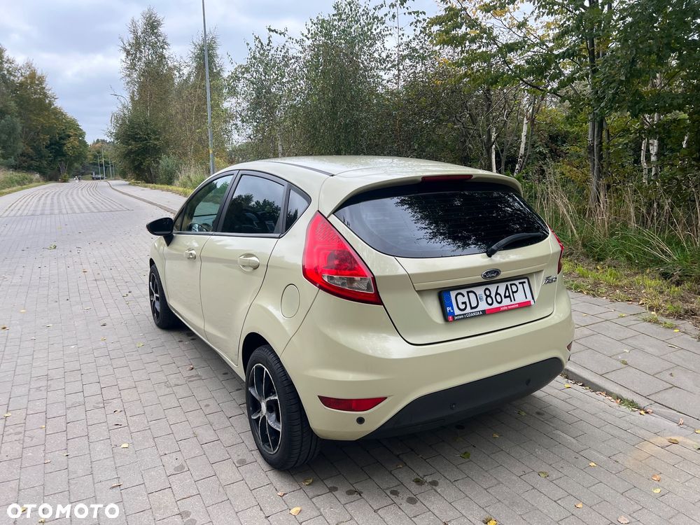 Ford Fiesta 1.4 Trend - 5